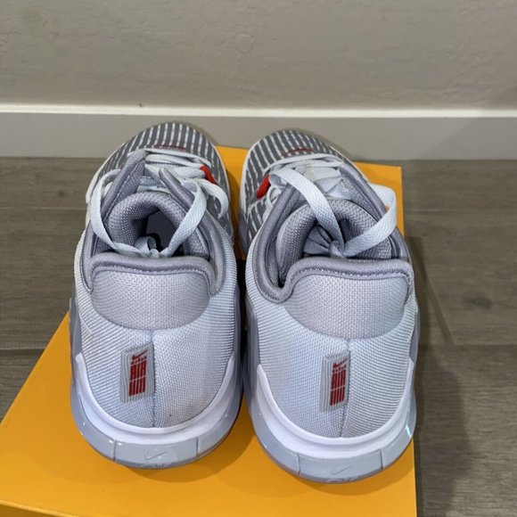 Nike LEBRON WITNESS 6 Pure Platinum🔥New Mens Gray Basketball Shoes CZ4052-003 - Picture 4 of 10